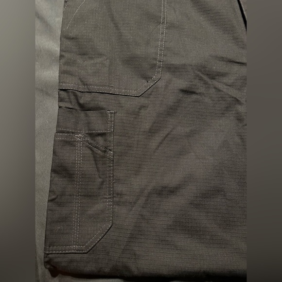 Men’s 2X Tall Carhartt Scrub Pants - Picture 2 of 4